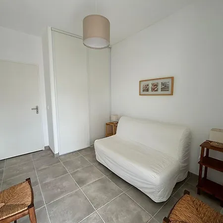 Charmant T3 A - Parking, Balcon, Internet Fibre - 250m Plage Et Commerces - Fr-1-539-68 * Royan