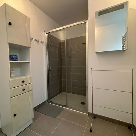 Charmant T3 A - Parking, Balcon, Internet Fibre - 250m Plage Et Commerces - Fr-1-539-68 Apartment