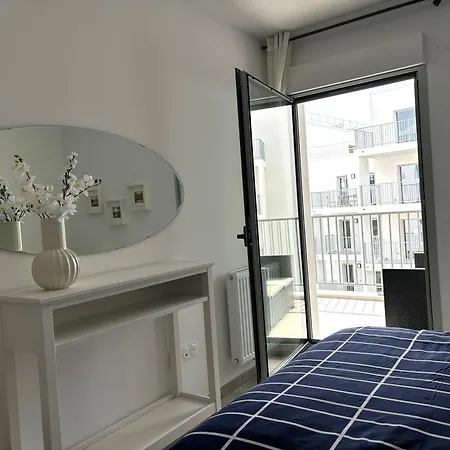 Charmant T3 A - Parking, Balcon, Internet Fibre - 250m Plage Et Commerces - Fr-1-539-68 Apartment *