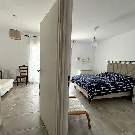 Charmant T3 A - Parking, Balcon, Internet Fibre - 250m Plage Et Commerces - Fr-1-539-68 Apartment