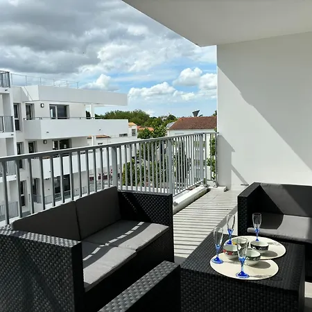 Charmant T3 A - Parking, Balcon, Internet Fibre - 250m Plage Et Commerces - Fr-1-539-68 * Royan