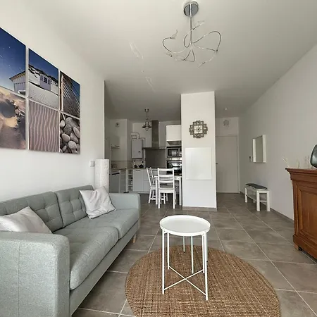 Apartment Charmant T3 A - Parking, Balcon, Internet Fibre - 250m Plage Et Commerces - Fr-1-539-68 *